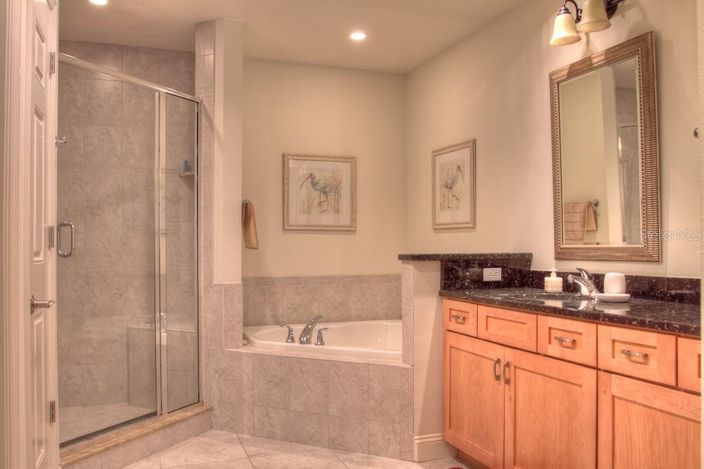 7710  LAKE VISTA CT  #205,LAKEWOOD RANCH,34202