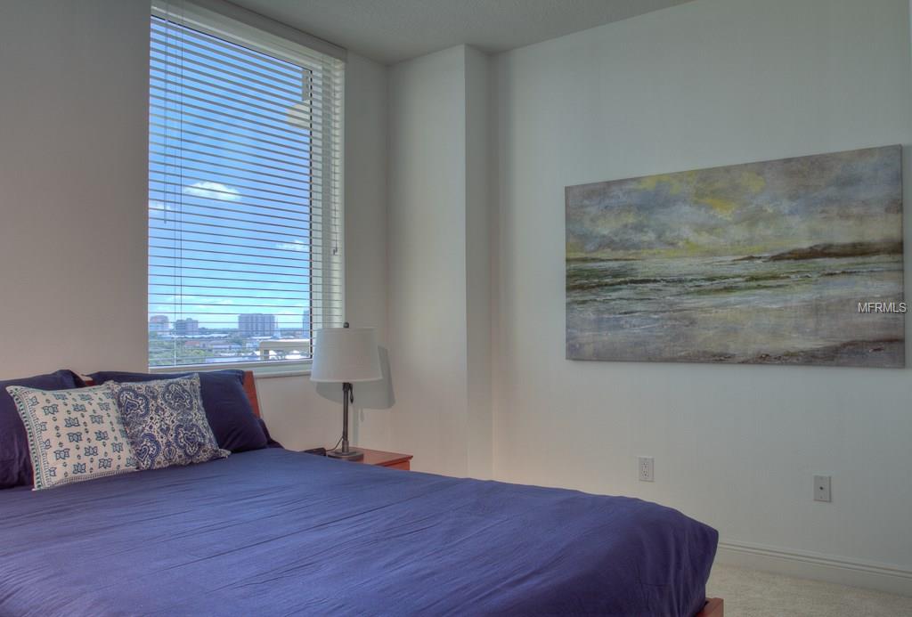 800 N TAMIAMI TRL  #1010,SARASOTA,34236