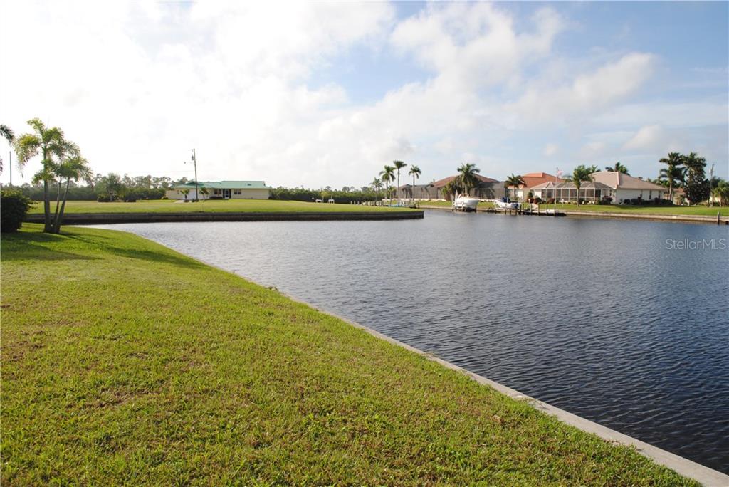 300  SEGOVIA DR ,PUNTA GORDA,33950