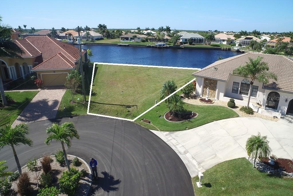 300  SEGOVIA DR ,PUNTA GORDA,33950